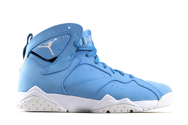 Women Jordan 7 Retro 02